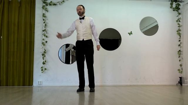 Lindy hop basic footwork