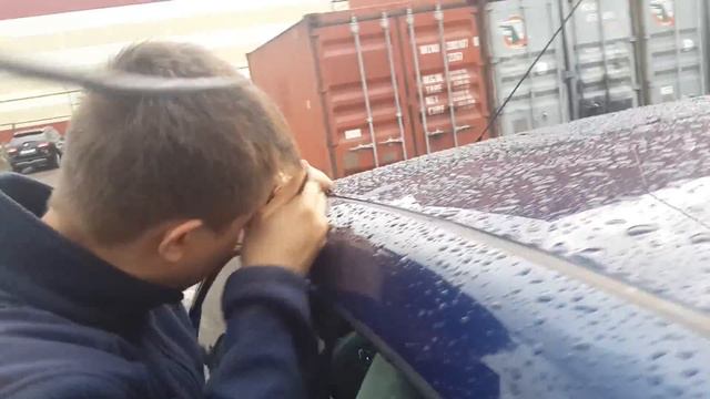 Как Открыть Машину Без Ключа Рено. Если закрылось авто с ключами как открыть.