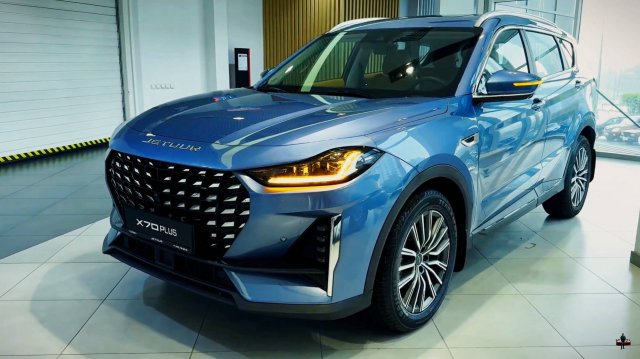 "Jetour X70 Plus 2024": Спортивный и инновационный кроссовер — обзор экстерьера и интерьера