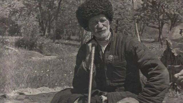 "Дом-музей Сулеймана Стальского: Путешествие в Прошлое"