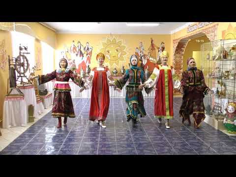 Фестиваль Россия - наш общий дом Дефиле национальных костюмов