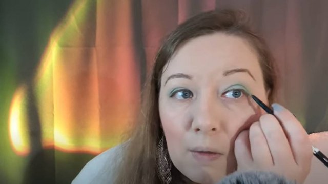 АСМР ПРИЯТНЫЙ МАКИЯЖ+БОЛТАЮ О СЕБЕ, РЕЛАКС И РАССЛАБЛЕНИЕ