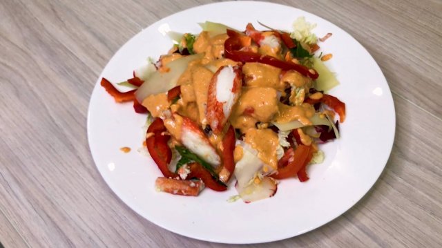 Салат с камчатским крабом