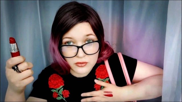 АСМР 💄 СВЕКРОВЬ ПОКУПАЕТ КОСМЕТИКУ И ДЕЛАЕТ МАКИЯЖ
