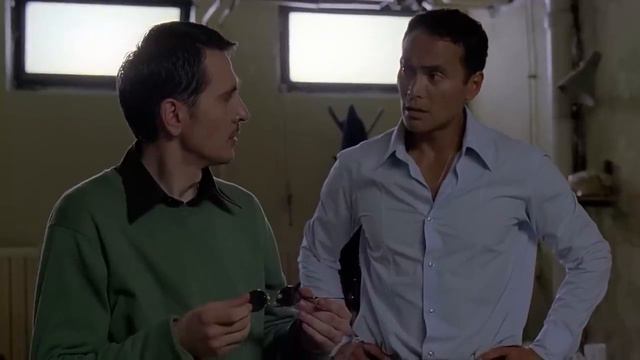 Фильм боевик в главной роли Марк Дакаскос   Сербские шрамы