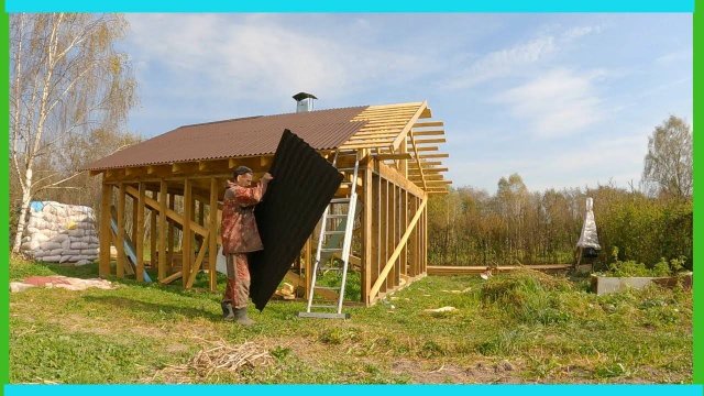 Очень устали, но практически успели! Крыша, первый забой и деревенские будни!