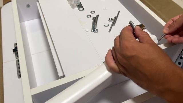 Стол обеденный раздвижной. Инструкция по сборке