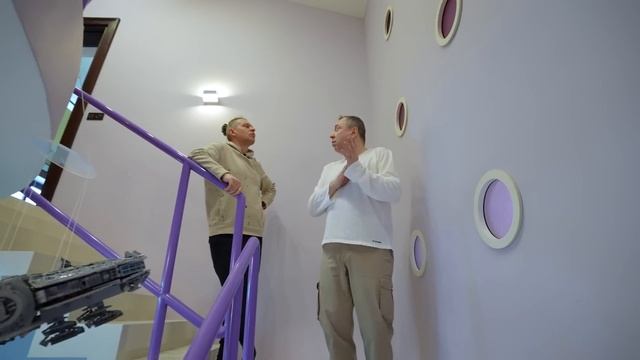 Стильный коттедж в хвойном лесу 180м² | РумТурист