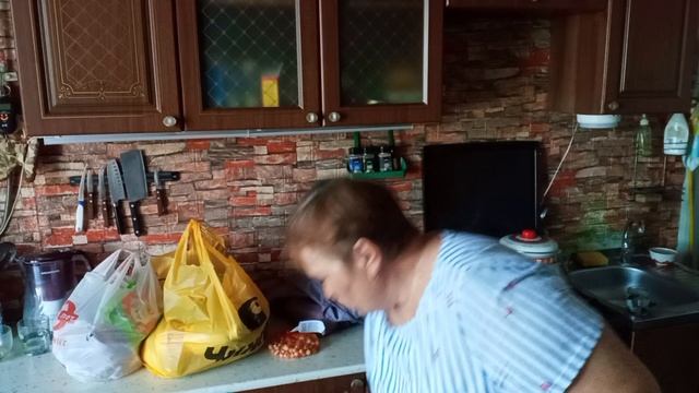 .Поездка в город.Жизнь в деревне.