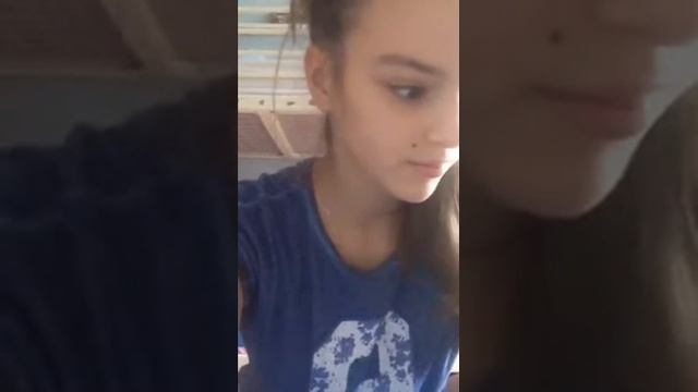 kristinchic2002 человек и исполняю все желания перископ periscope