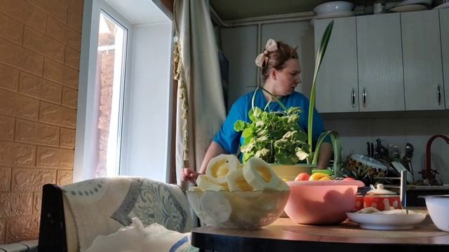 НАКОПАЛА ХРЕНУ, СДЕЛАЛА ХРЕНОВИНУ/НАЖАРИЛА КАБАЧКОВ..