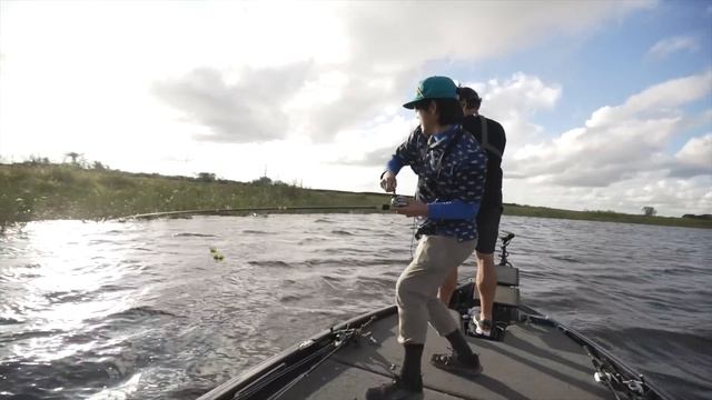 1v1v1v1 ULTIMATE ANGLER KNOCKOUT Fishing CHALLENGE! ( 4 ANGLERS 1 BOAT )