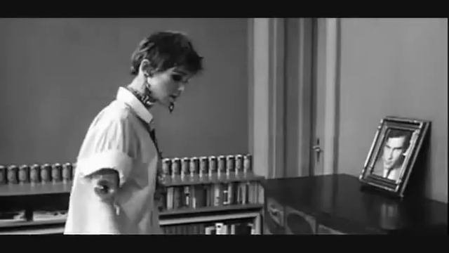 Edie Sedgwick Dancing