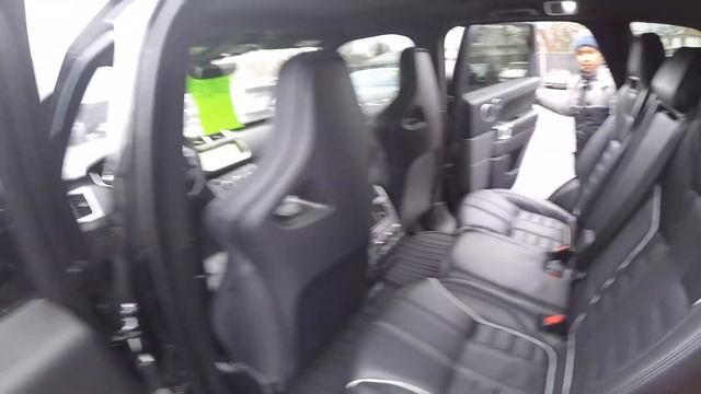 Reviewing the 2017 Range Rover SVR!!!!! This car is is amazing!!