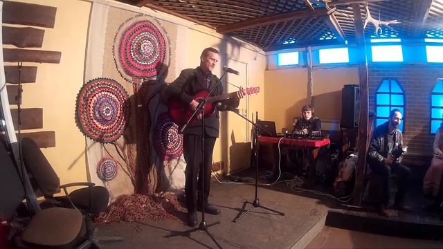 Сытый карельский лось 21.02.16  Карельский бард Александр Седов