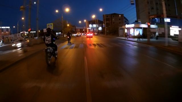 Kill Street школьники на питбайках STUNT по городу [AST]