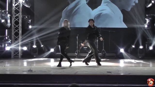 Aki no Yume 2024 Внеконкурс: J_Min_K – Red Lights