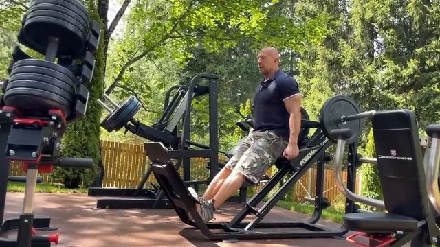 Самая лучшая спортивная площадка. Денис Семинихин.