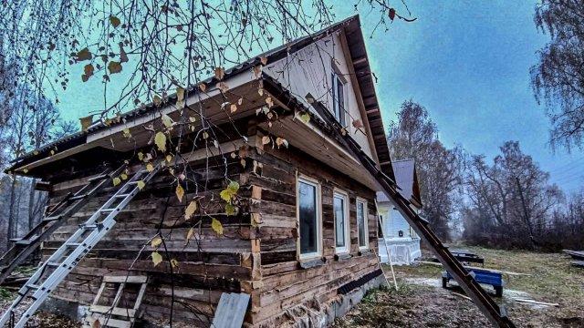 Хуторская мастерская начала обретать законченный вид. Последние работы перед дождями