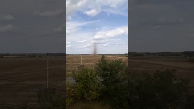 мааааленький торнадо