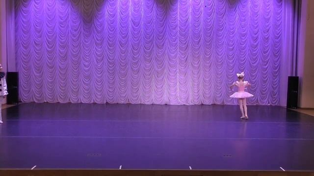 Вариация Куклы из балета Щелкунчик