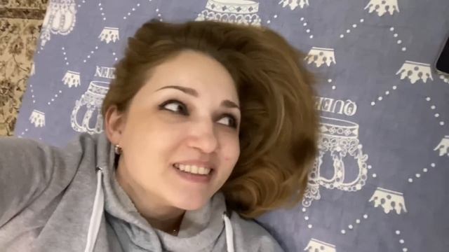 Vlog ПОДАРОК от Нины ! Алиса осталась на выходные у МАМЫ в гостях ! Мася любит меня и помнит!