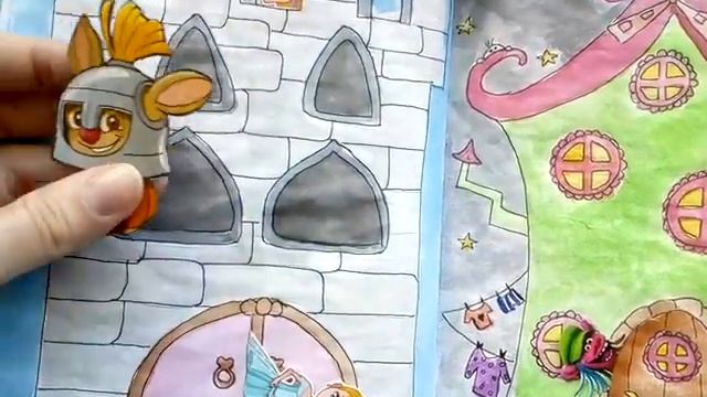 Новый бумажный мир в тетради)