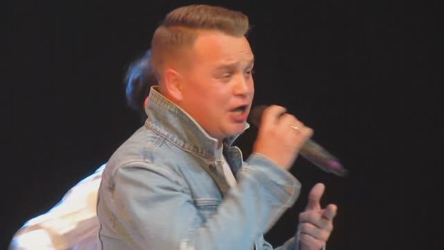 чувашская песня. "ах, суять". поет денис апельсин