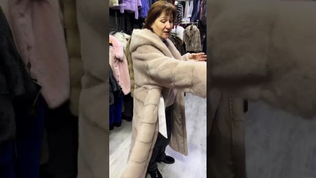 Норковые шубы с капюшоном до 64 размера