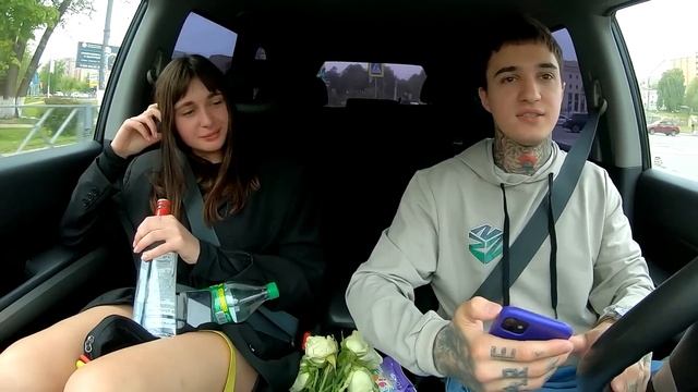 ПЬЯНАЯ ПАССАЖИРКА ВЗЯЛА ТАКСИСТА РАДИ МЕСТИ