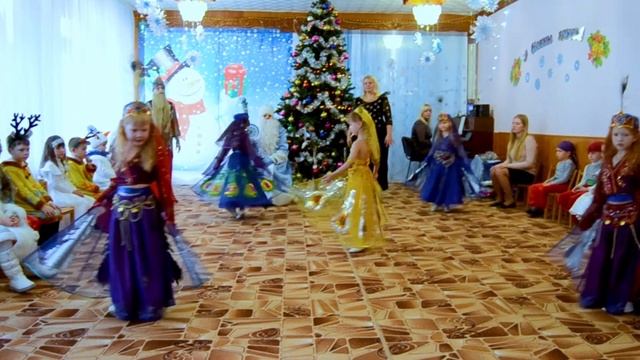 Танец сказочных жар-птиц в детском саду