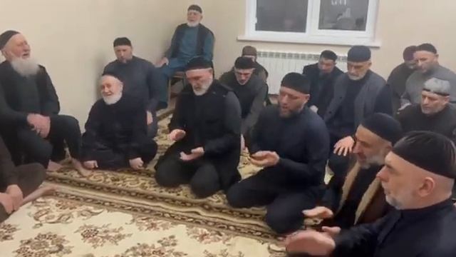 Сайд Хьусен , саг1а у Яндиева Амерхана инарки#назма#зикр