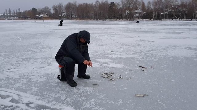 Зимняя рыбалка на мормышку