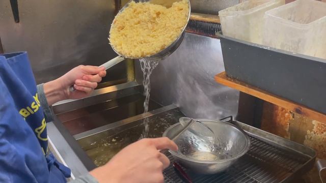 Neighbors sometimes sarcastic, but now... / Japanese noodle 【Udon うどん우동】