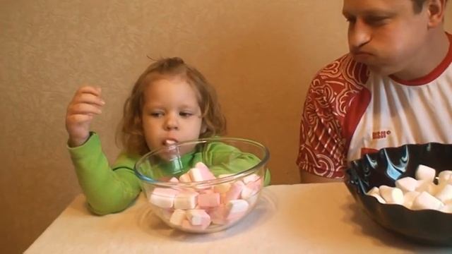 Детский канал Даша кидс Челлендж ПУЛЫЙ КРОЛИК childrens channel Dasha Kids Challenge CHUBBY BUNNY
