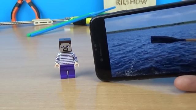 НУБ ИЗ МАЙНКРАФТ ХОТЕЛ ПОЙМАТЬ НАСТОЯЩУЮ РЫБУ, НО... Весёлая рыбалка в реальной жизни!