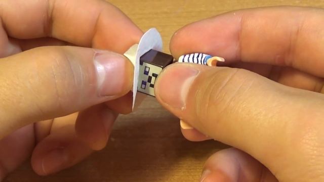 ПОПЛЫВЁТ ЛИ ОГРОМНЫЙ КОРАБЛЬ ИЗ КАРТОНА? НУБИК СТАЛ МОРЯКОМ! КАК СДЕЛАТЬ КРЕЙСЕР! БУМАЖНЫЙ DIY бой