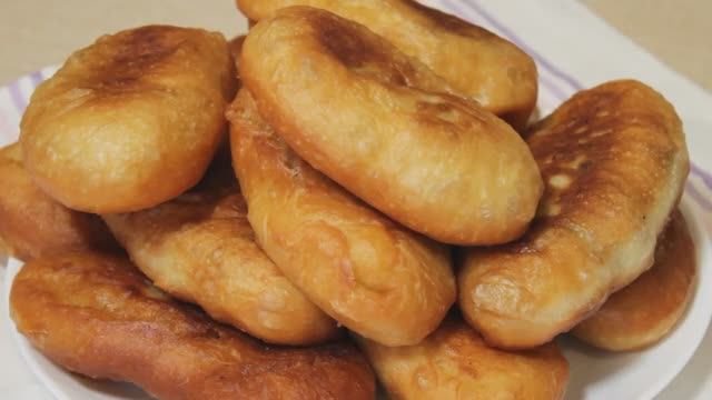 Пирожки с картошкой! СУПЕР ТЕСТО для любой выпечки! Рецепт дрожжевого теста. (1)