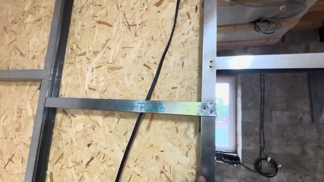 Межкомнатные перегородки в частном доме своими руками.