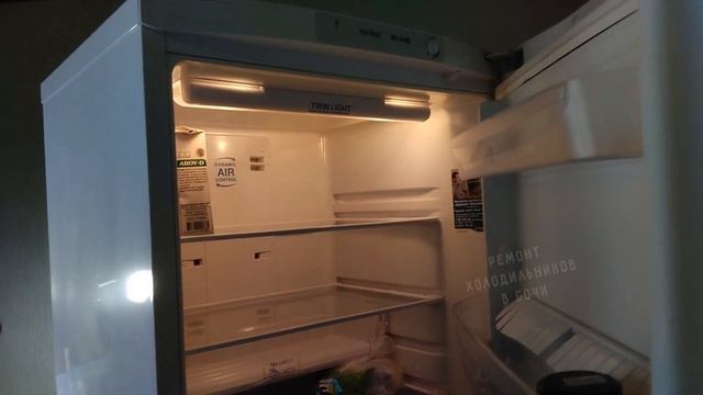 Холодильник Индезит отключился и не включается