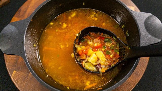 Бюджетный, но такой вкусный! Суп из консервированной фасоли за 15 минут! Секрет идеального супа