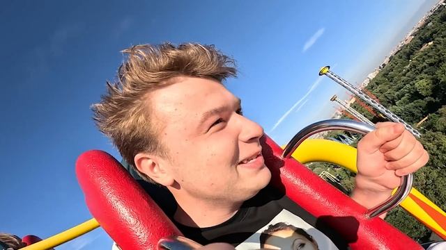 Попробуй НЕ КРИЧАТЬ на ЭКСТРЕМАЛЬНЫХ АТТРАКЦИОНАХ!*я отключился*