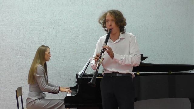 Новосёлов Артём - "Чардаш" (В. Монти)