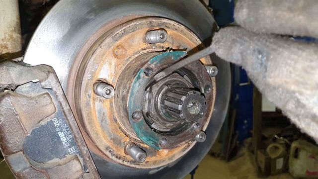 Регулировка ступичных подшипников самый простой способ