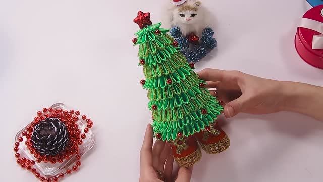 Елочка из лент в сапожках своими руками. Елочка "Канзаши". Мария Калугина.