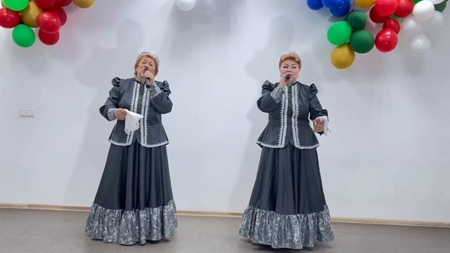 Любо мне когда Дон разливается (acapello). Народная казачья песня. Дуэт (С.Фролова и В.Лакомова)