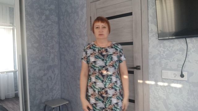 Навела красоту, накупила платьев