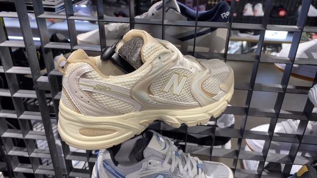 New Balance 530 (Beige/Angola/Incense) - SKU: MR530AA