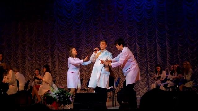 СЦЕНКА ПРОГУЛЬЩИК МЕД ВУЗА