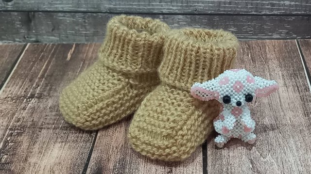 МК Бесшовные пинетки спицами